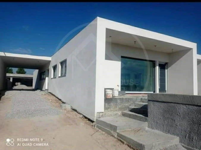 Moradia T3 para Venda em Santa Cruz/Trindade e Sanjurge Foto 2