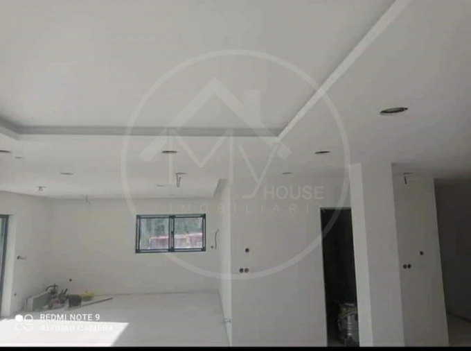 Moradia T3 para Venda em Santa Cruz/Trindade e Sanjurge Foto 8