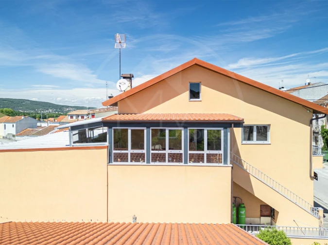 Moradia T3 para Venda em Bornes de Aguiar Foto 2