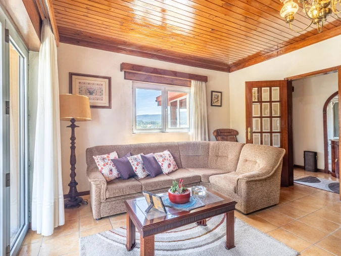 Moradia T3 para Venda em Bornes de Aguiar Foto 4