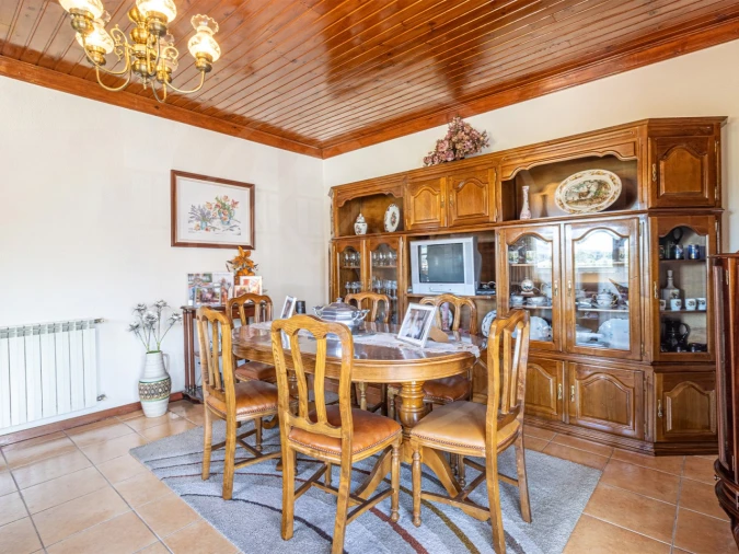 Moradia T3 para Venda em Bornes de Aguiar Foto 5