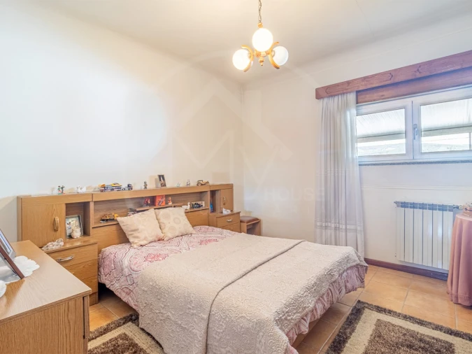 Moradia T3 para Venda em Bornes de Aguiar Foto 8