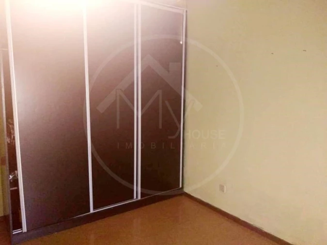 Apartamento T3 para Venda em Santa Cruz/Trindade e Sanjurge Foto 4