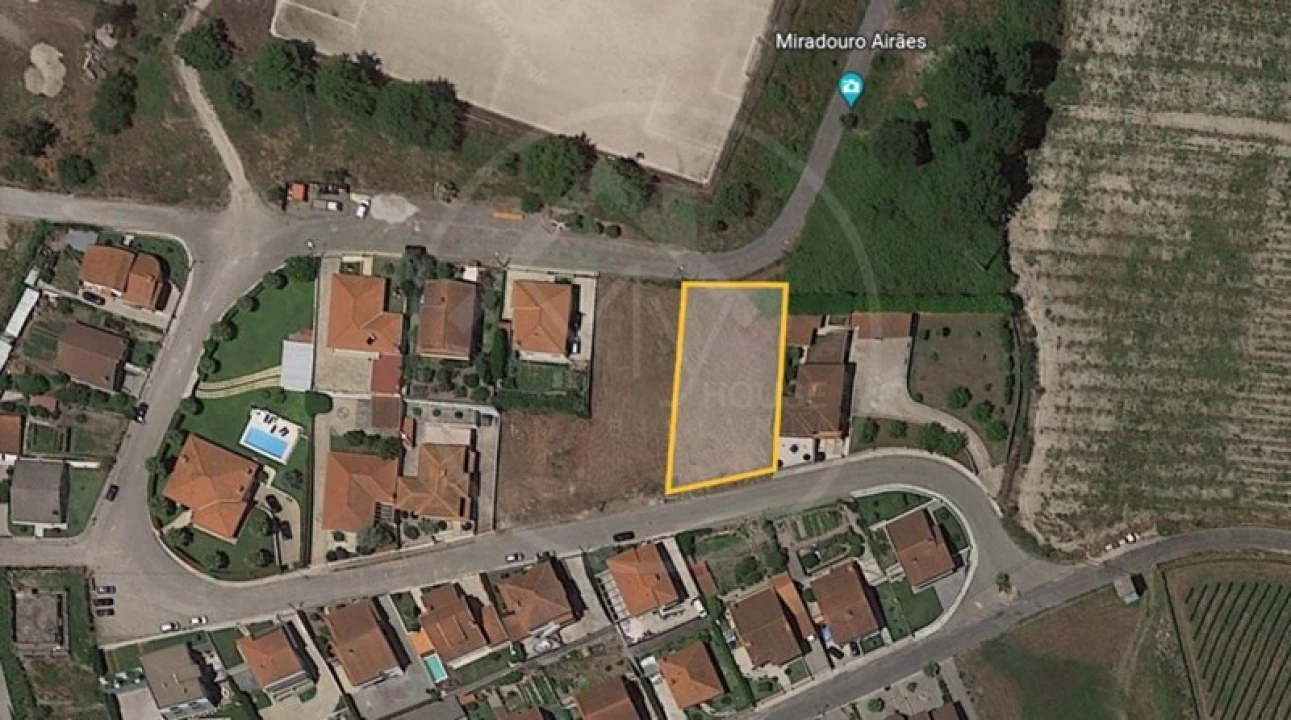 Terreno para Venda em Airães Foto 8