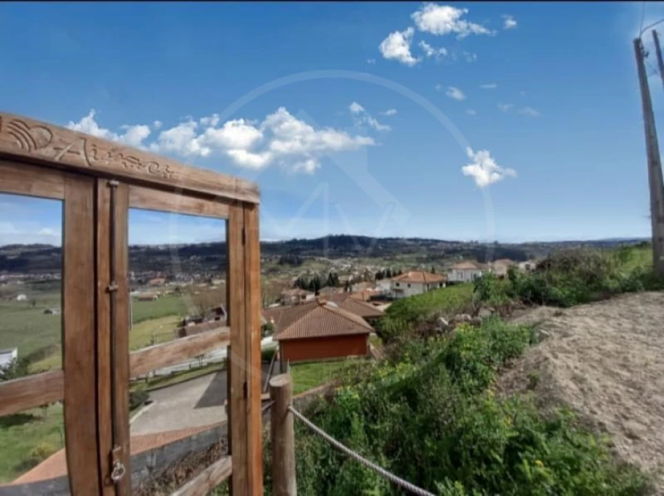 Terreno para Venda em Airães Foto 3