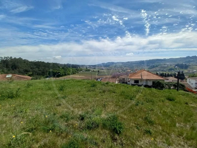 Terreno para Venda em Airães Foto 6