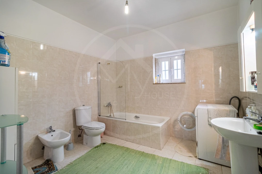 Moradia T3 para Venda em Cerva e Limões Foto 6