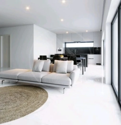 Apartamento T1 para Venda em Estômbar e Parchal