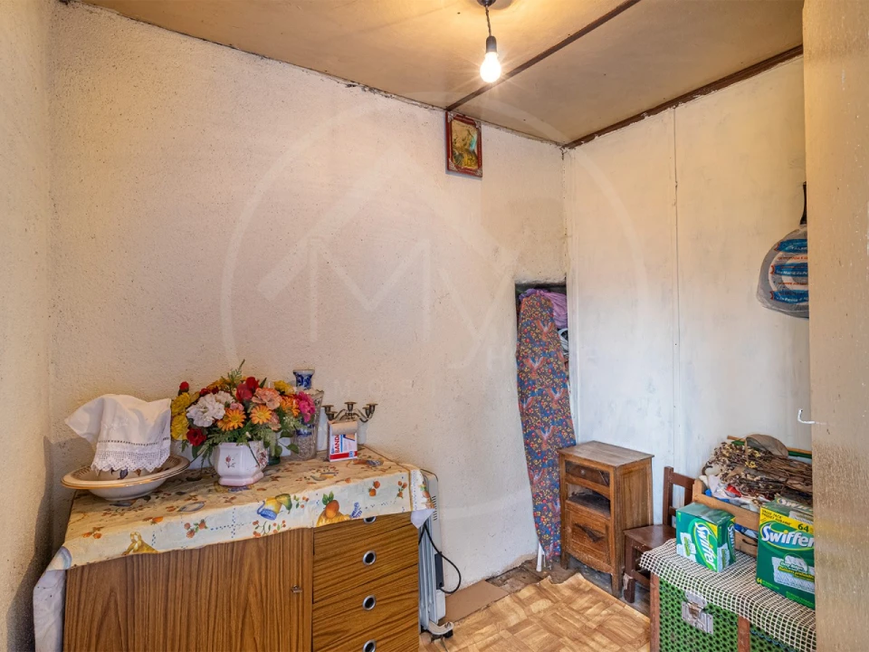 Moradia T3 para Venda em Telões Foto 8