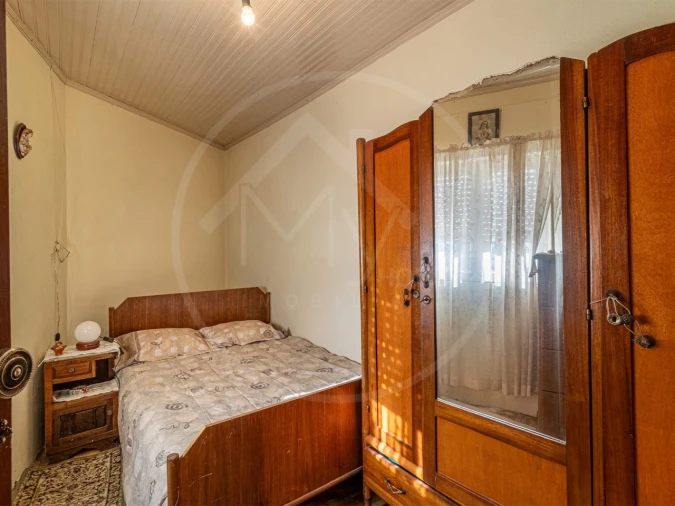 Moradia T3 para Venda em Telões Foto 6