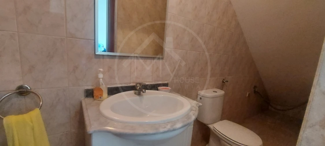 Quinta T9 para Venda em Guia Foto 62