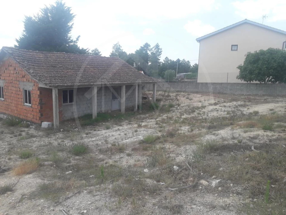 Terreno para Venda em Bornes de Aguiar Foto 2