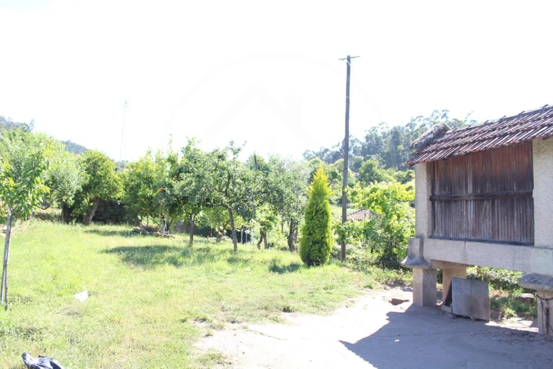 Moradia para Venda em Cavez Foto 12