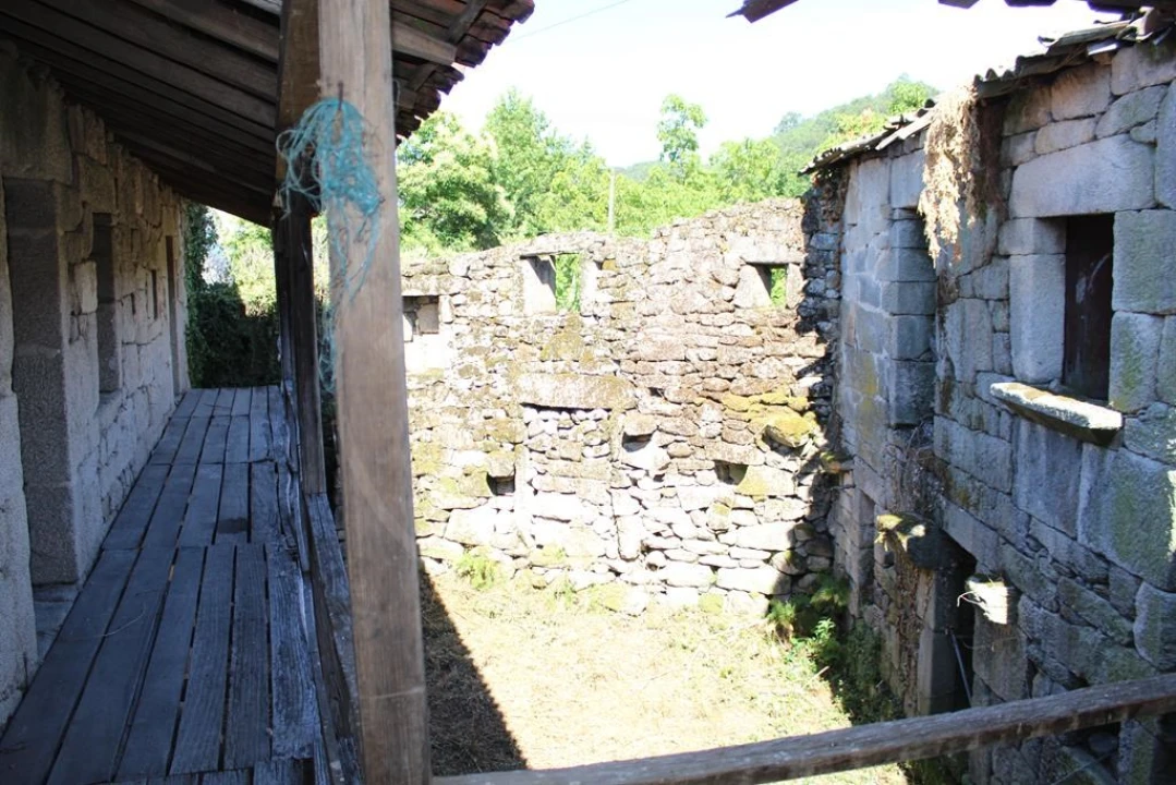 Moradia para Venda em Cavez Foto 23