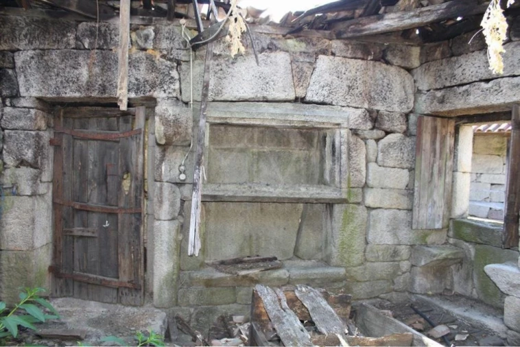 Moradia para Venda em Cavez Foto 17