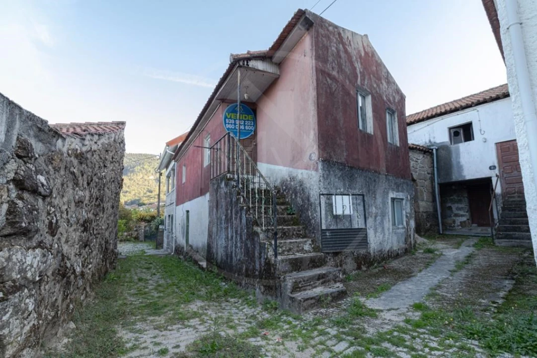 Moradia T2 para Venda em Vila Pouca de Aguiar Foto 1