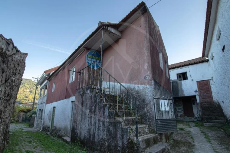 Moradia T2 para Venda em Vila Pouca de Aguiar Foto 2