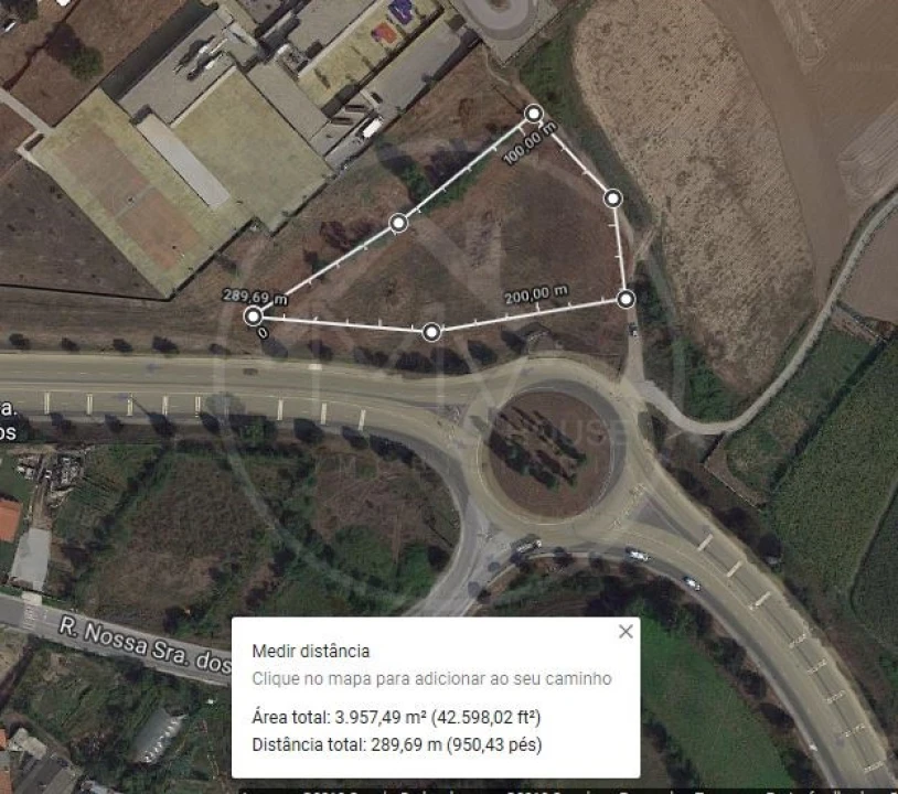 Terreno Comércio / Armazém para Venda em Urgezes Foto 1