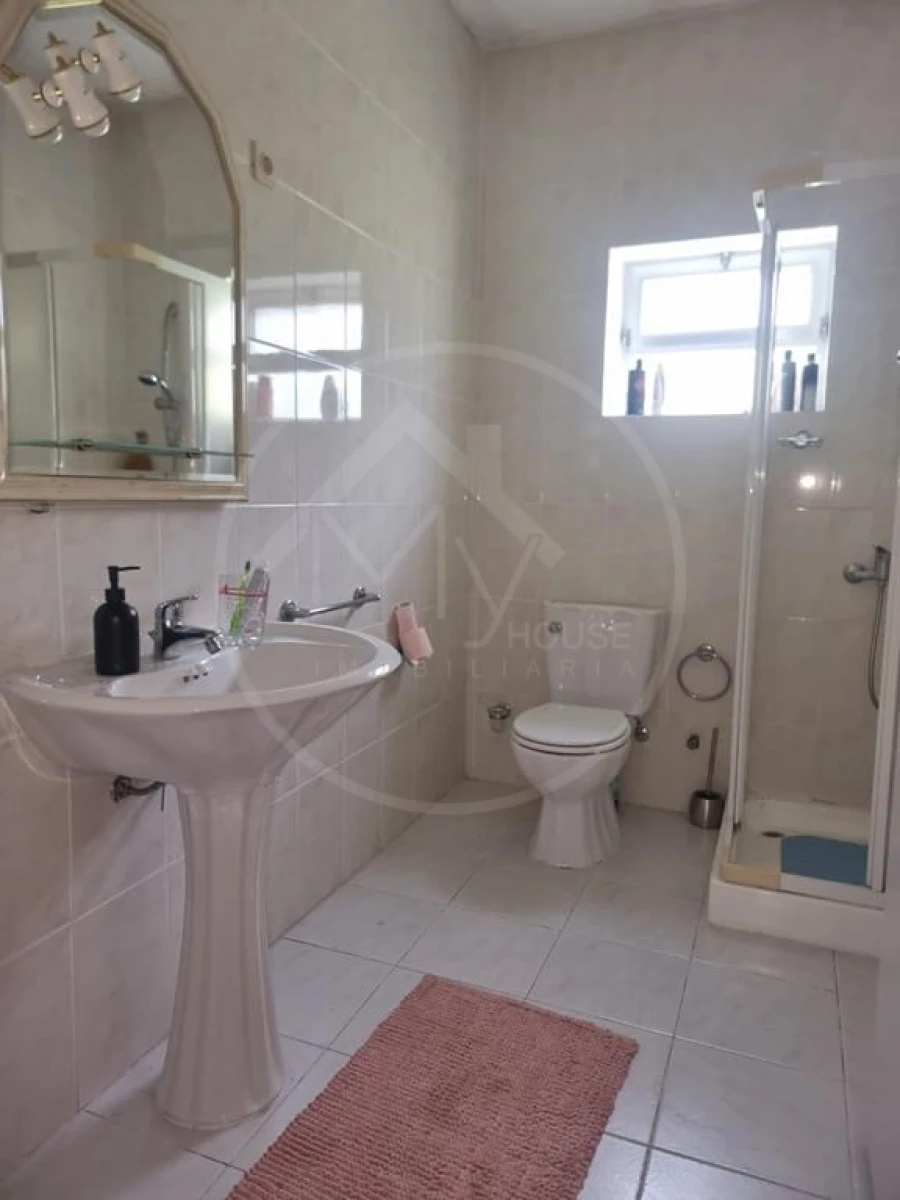 Moradia T6 para Venda em Salvador e Santo Aleixo de Além-Tâmega Foto 18