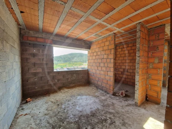 Moradia T4 para Venda em Cepães e Fareja Foto 6