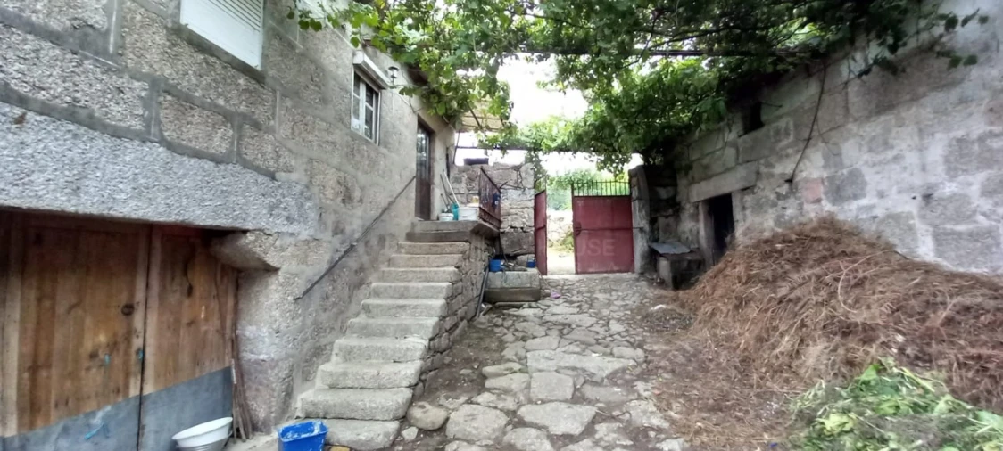 Quinta para Venda em São Gens Foto 3