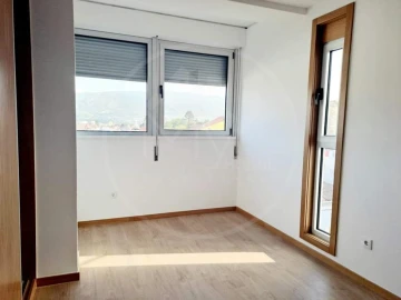 Apartamento T2 para Venda em Santa Maria Maior
