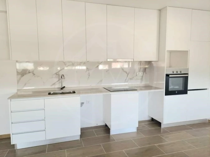 Apartamento T2 para Venda em Santa Maria Maior Foto 2
