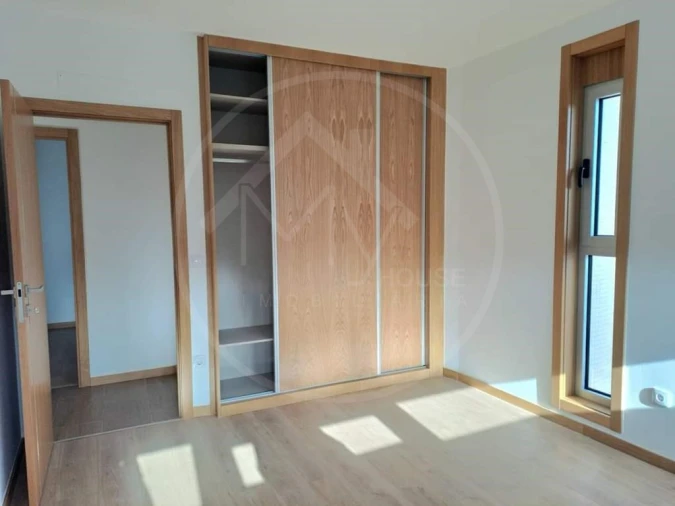 Apartamento T2 para Venda em Santa Maria Maior Foto 14