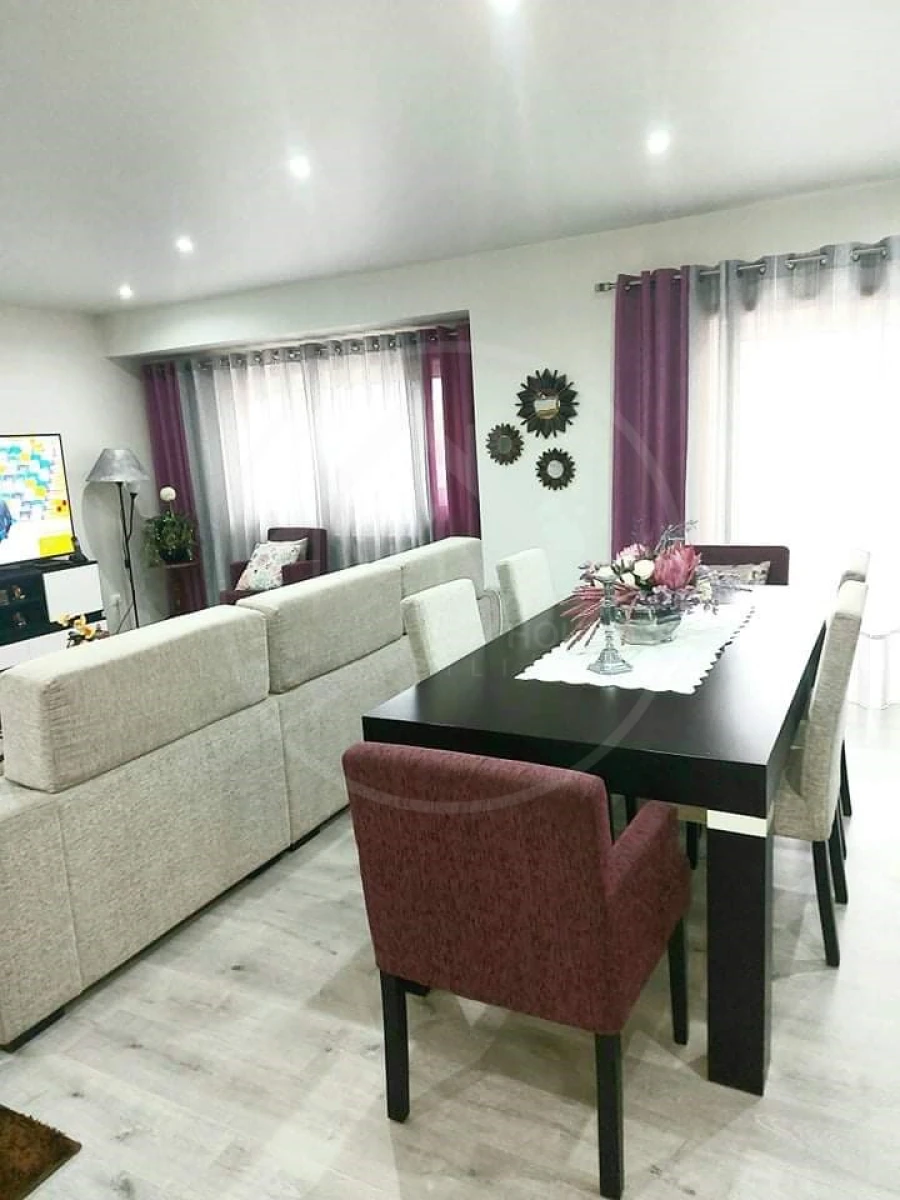 Apartamento T3 para Venda em Santa Maria Maior Foto 4