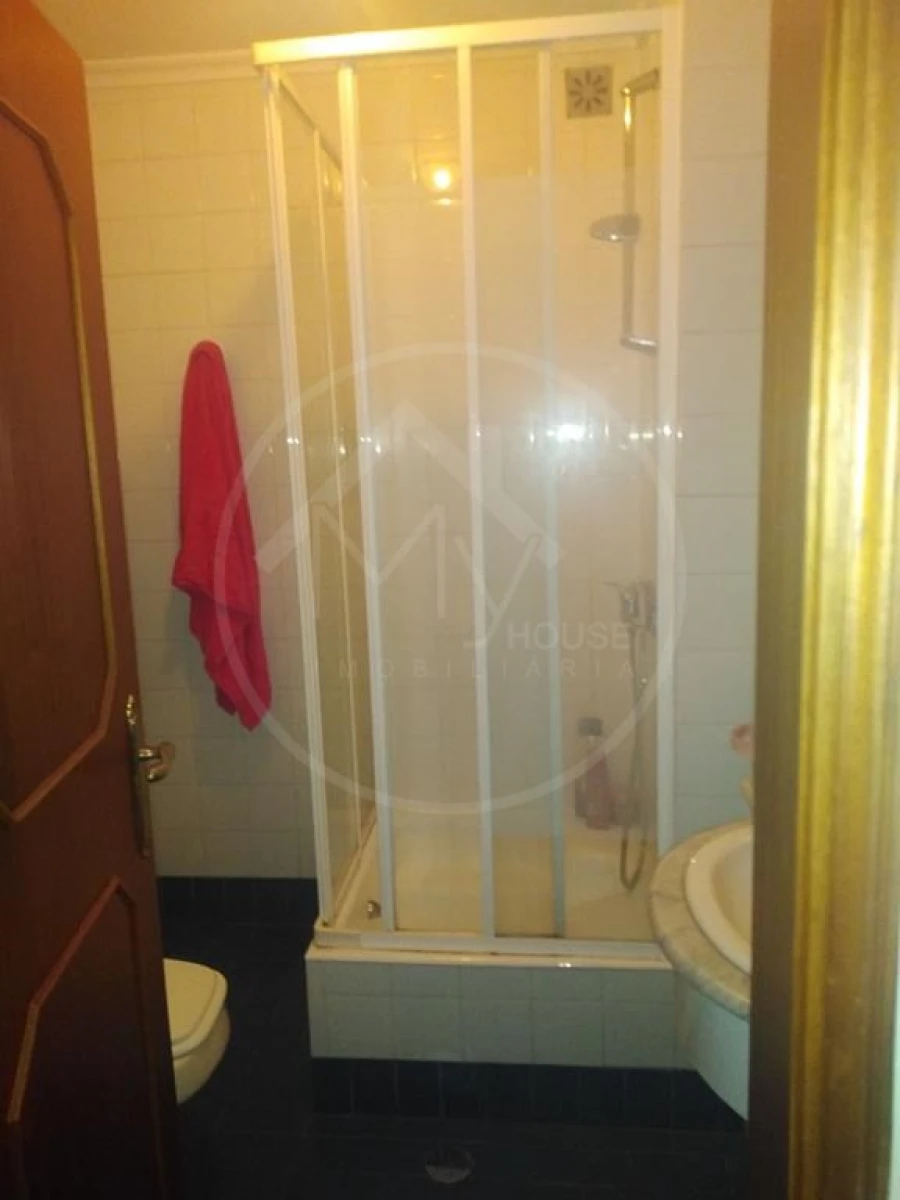 Apartamento T3 para Venda em Santa Maria Maior Foto 10