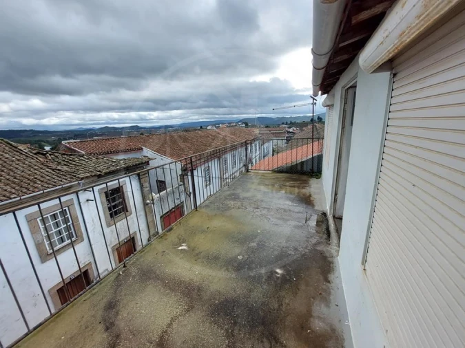 Moradia T4 para Venda em Murça Foto 5