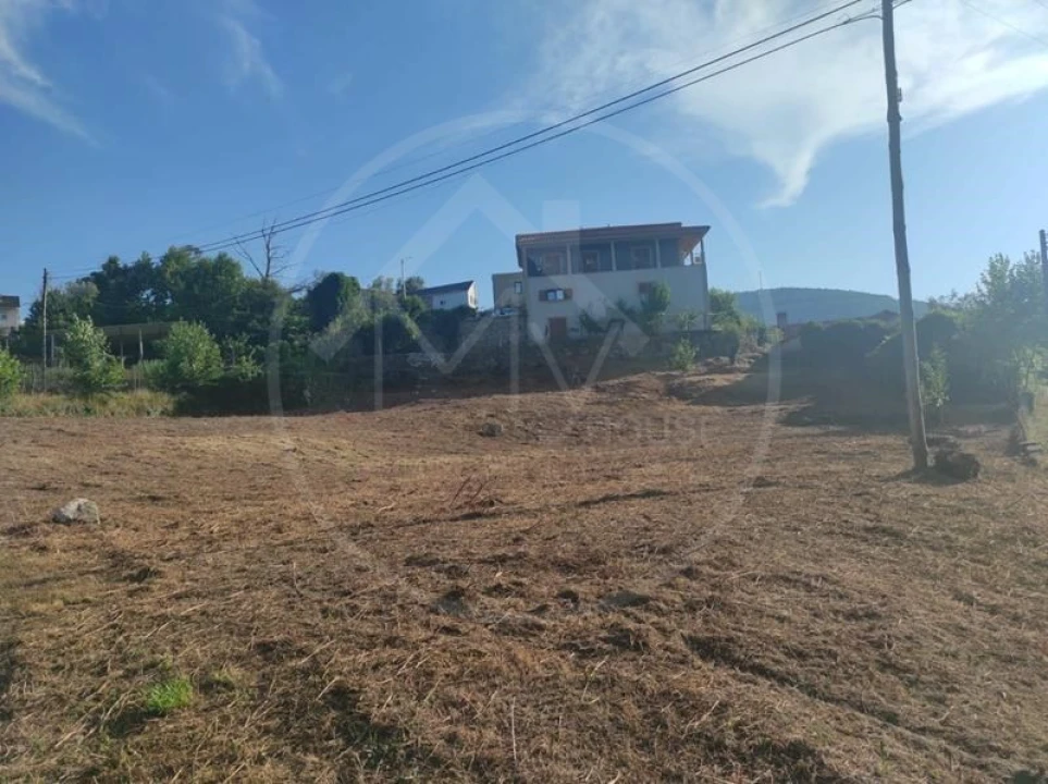 Terreno para Venda em Mondim de Basto Foto 4
