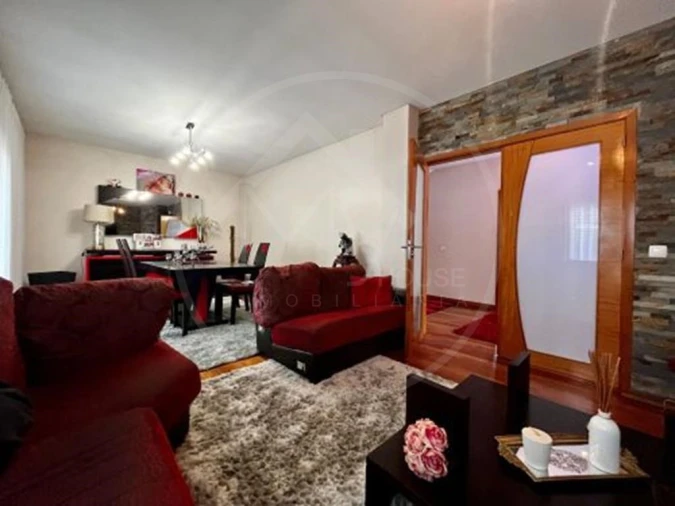 Moradia T5 para Venda em Campo e Sobrado Foto 18