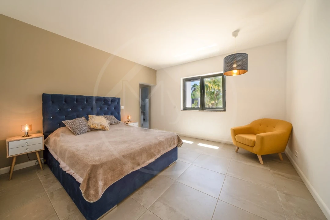 Moradia T4 para Venda em Lagoa e Carvoeiro Foto 9