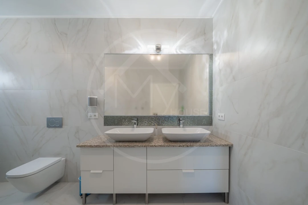 Moradia T4 para Venda em Lagoa e Carvoeiro Foto 12