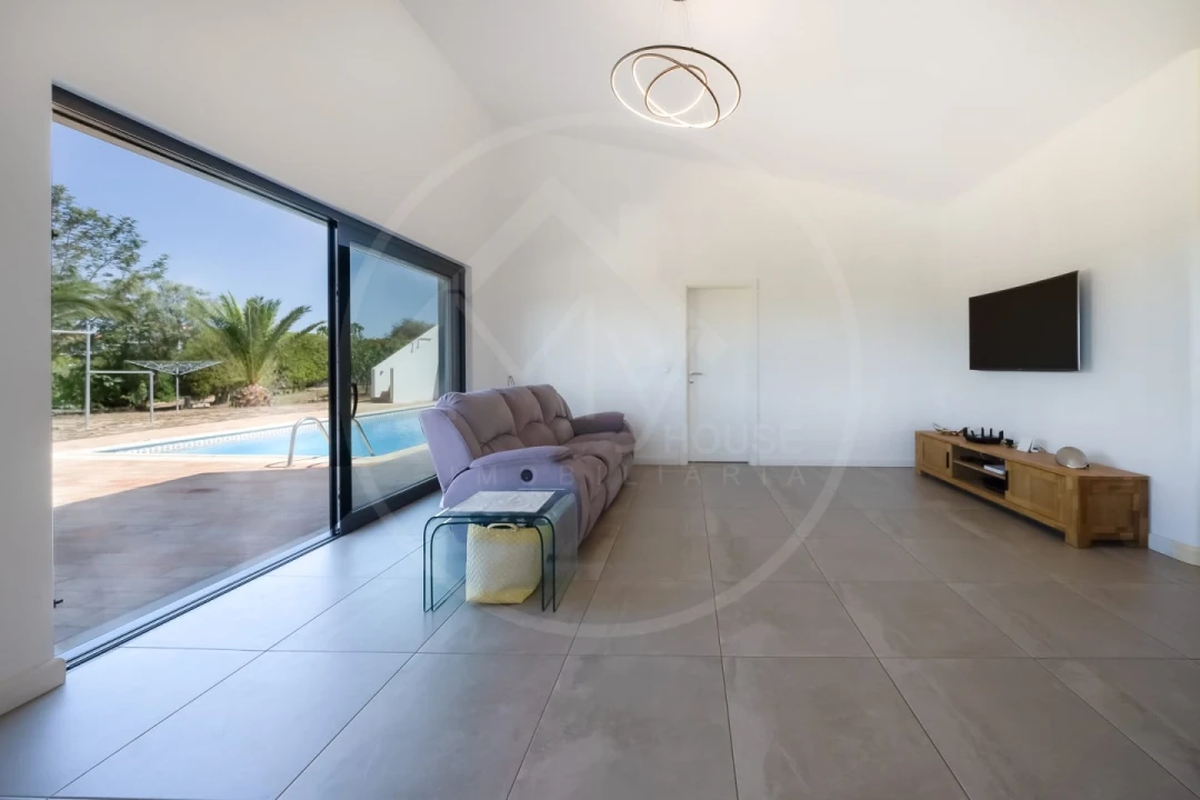 Moradia T4 para Venda em Lagoa e Carvoeiro Foto 17