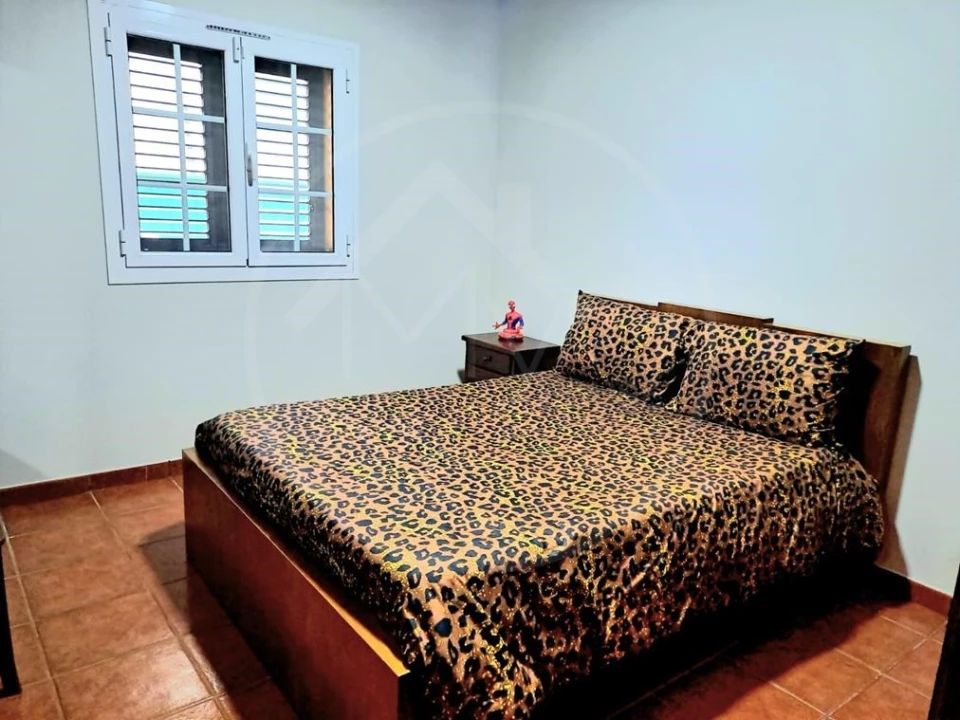 Moradia T4 para Venda em Vilar de Nantes Foto 9