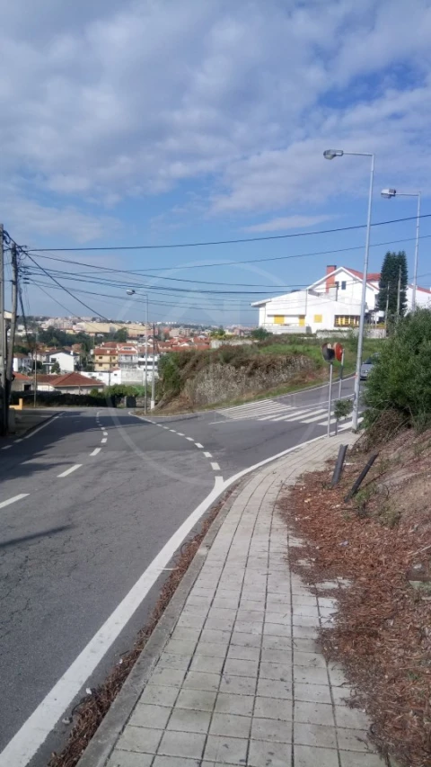 Terreno para Venda em Rio Tinto