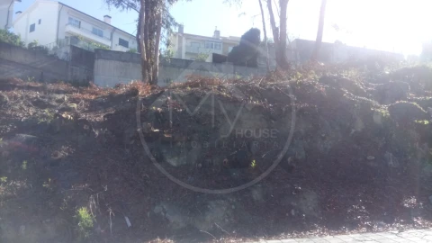 Terreno para Venda em Rio Tinto