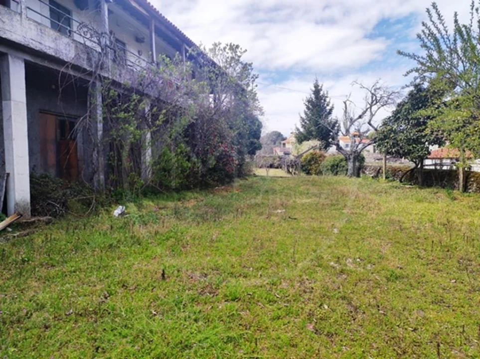 Moradia T8 para Venda em Valtorno e Mourão Foto 6