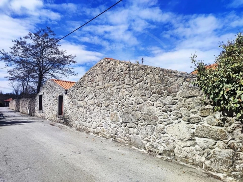 Moradia T8 para Venda em Valtorno e Mourão Foto 17