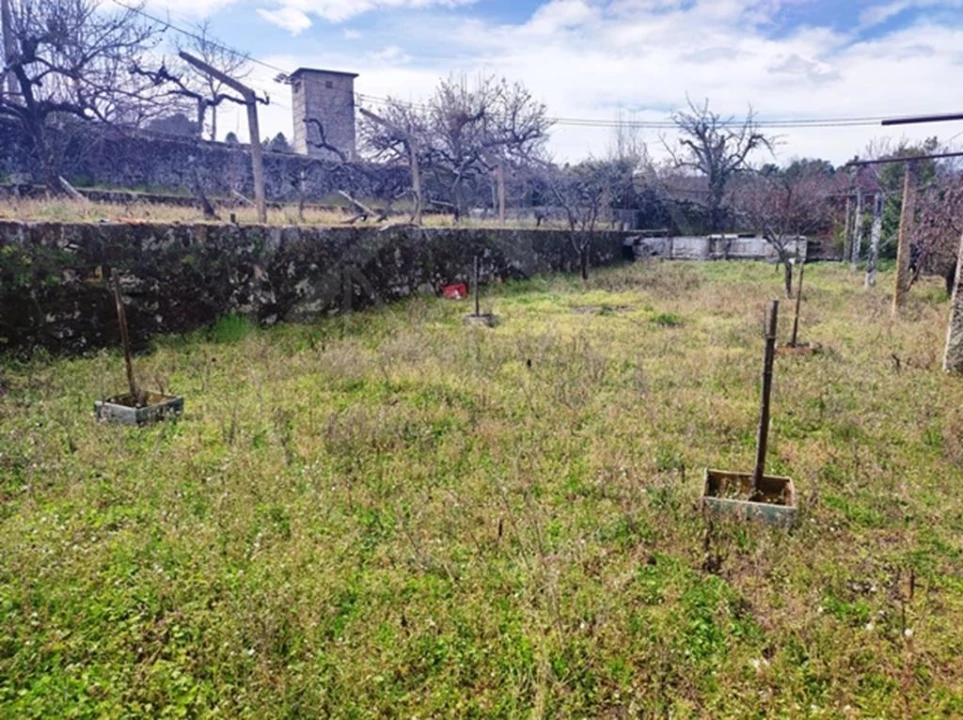 Moradia T8 para Venda em Valtorno e Mourão Foto 46