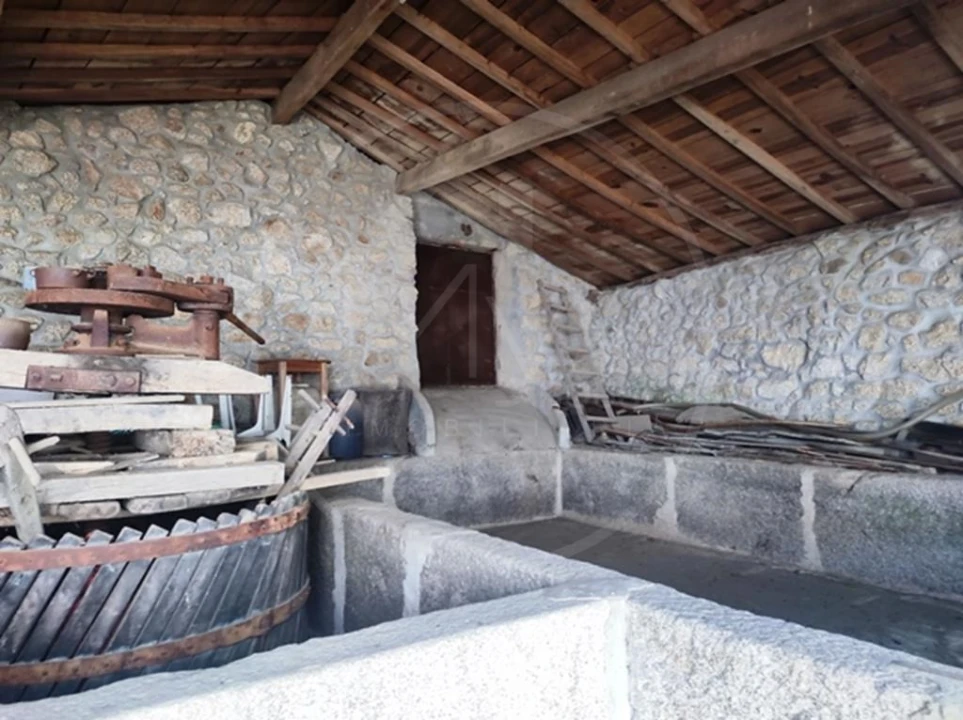 Moradia T8 para Venda em Valtorno e Mourão Foto 62