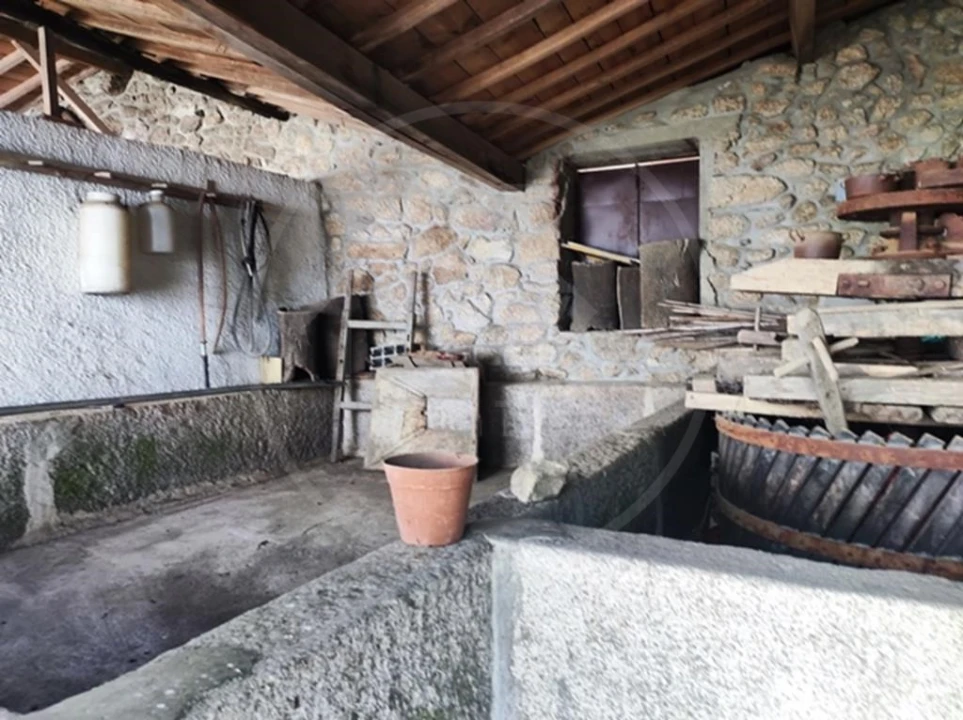 Moradia T8 para Venda em Valtorno e Mourão Foto 64