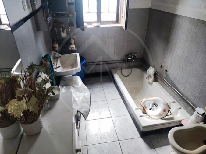 Moradia T8 para Venda em Valtorno e Mourão Foto 33