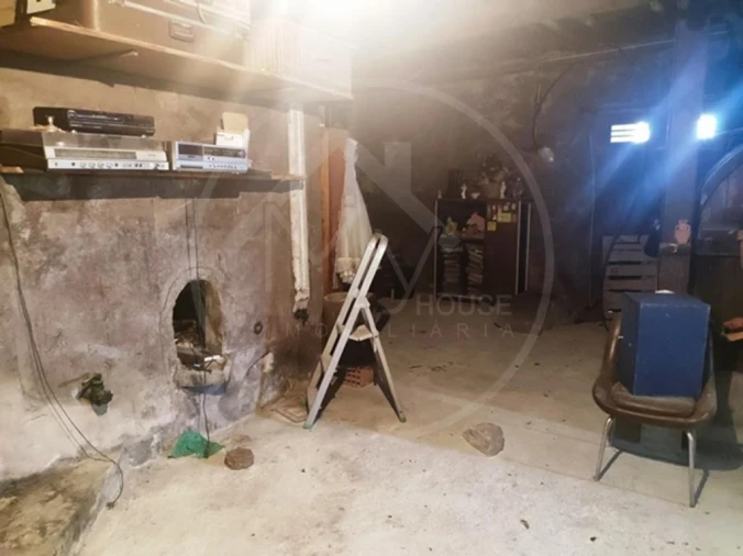 Moradia T8 para Venda em Valtorno e Mourão Foto 36