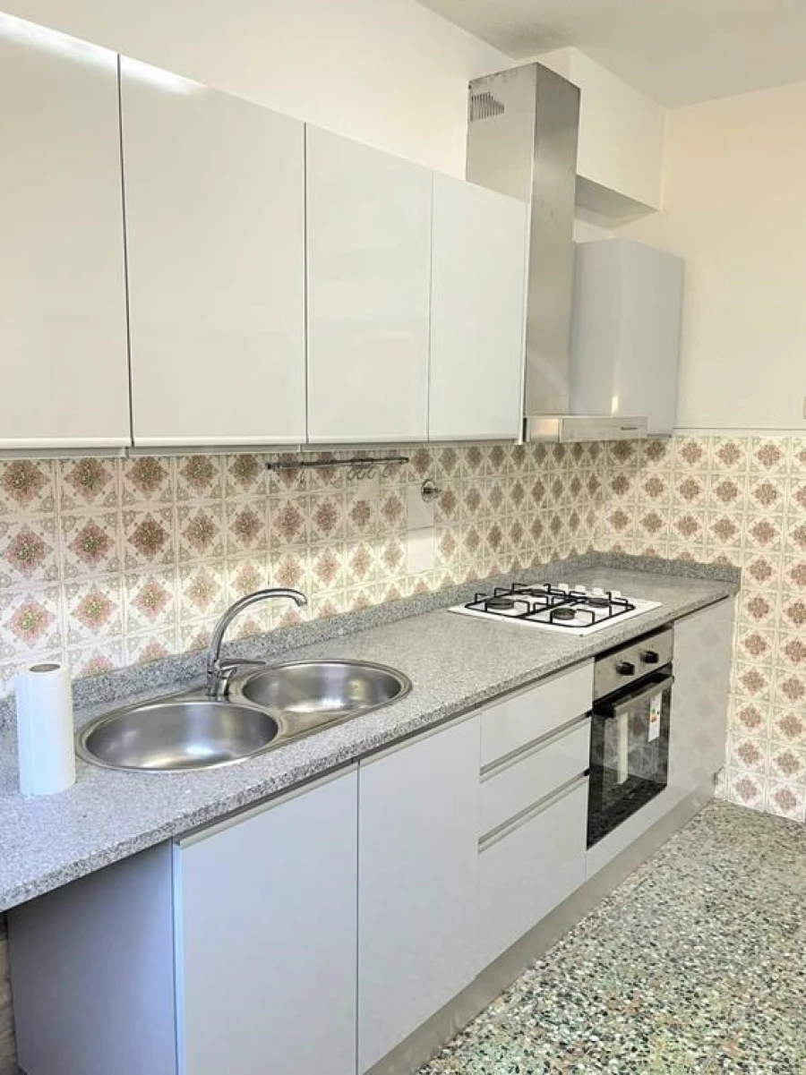 Moradia T3 para Venda em Santa Cruz/Trindade e Sanjurge Foto 2