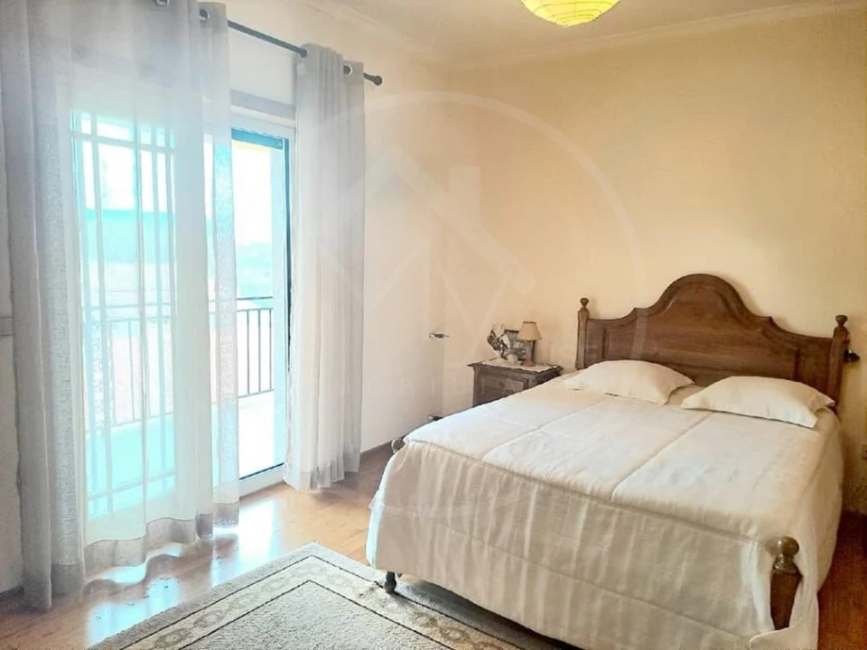 Moradia T4 para Venda em Santa Cruz/Trindade e Sanjurge Foto 14