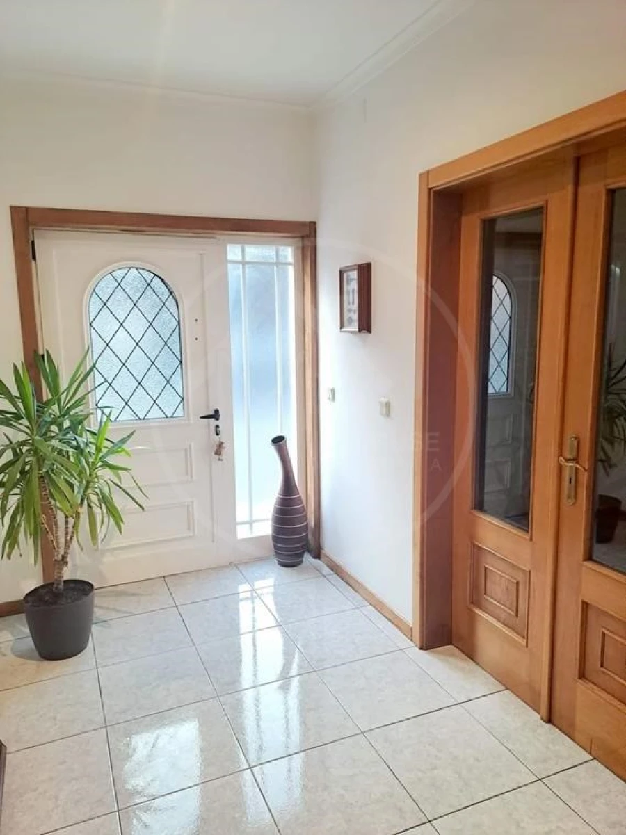 Moradia T4 para Venda em Santa Cruz/Trindade e Sanjurge Foto 5