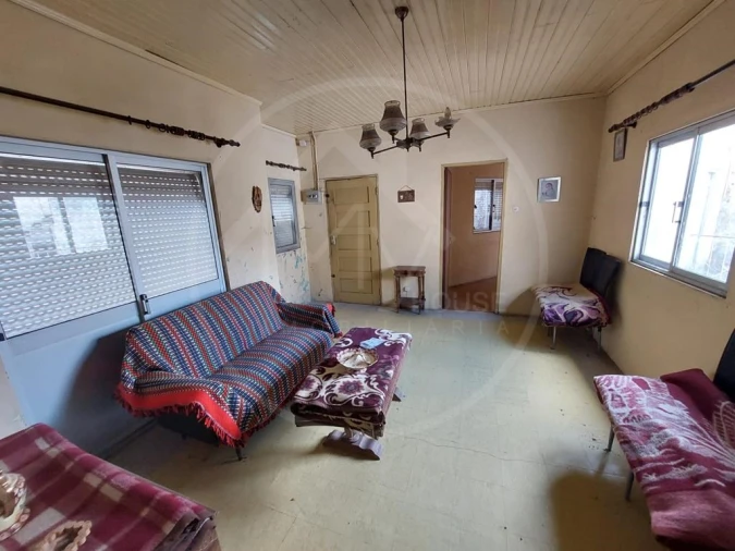 Moradia T4 para Venda em Sabroso de Aguiar Foto 9